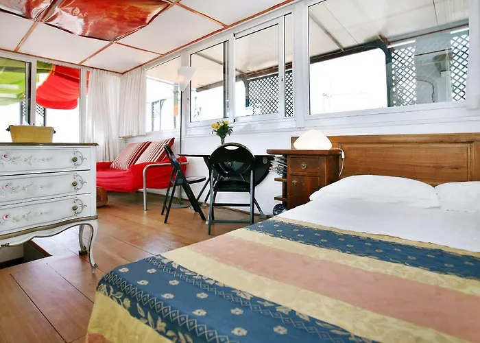 Apartman Torre Lambertesca
