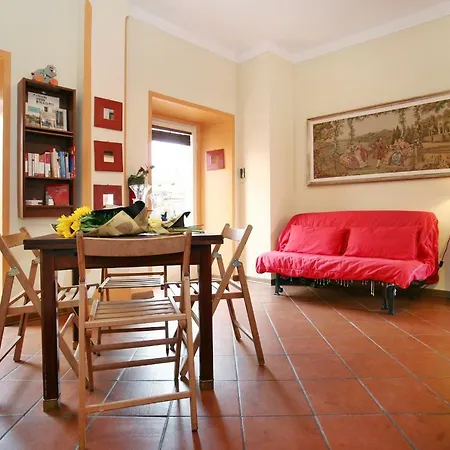 Torre Lambertesca Apartment *