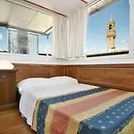 Torre Lambertesca *